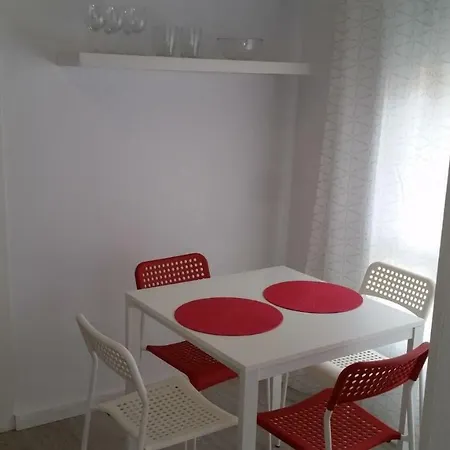 Apartamento Moriones B A 150m Del Mar En Centro De Ciudad